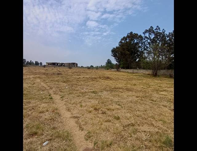 1,995M² VACANT LAND FOR SALE IN HENLEY ON KLIP